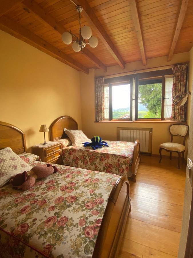 Casa Luisa Biedes, Pilona Villa Infiesto Exterior photo