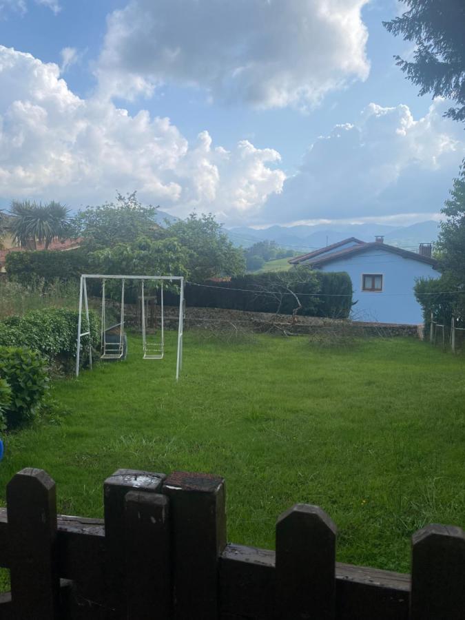 Casa Luisa Biedes, Pilona Villa Infiesto Exterior photo