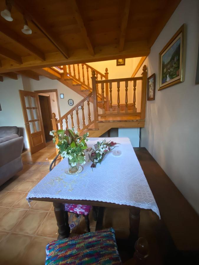 Casa Luisa Biedes, Pilona Villa Infiesto Exterior photo